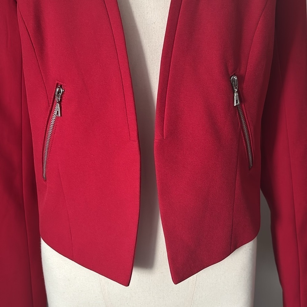 Suzy Shier Cropped Open Front Red Blazer Pointed Bottom Sz XS - Picture 3 of 7